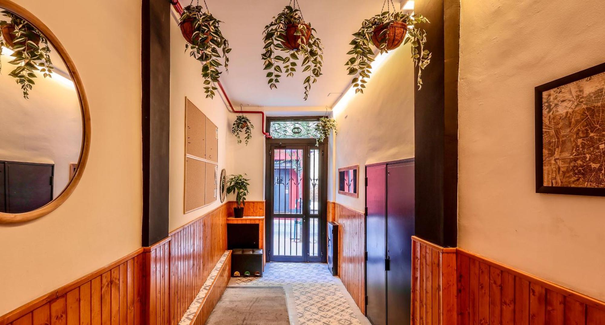 Eliseo - Livingcoworking - Malasana Мадрид Екстериор снимка